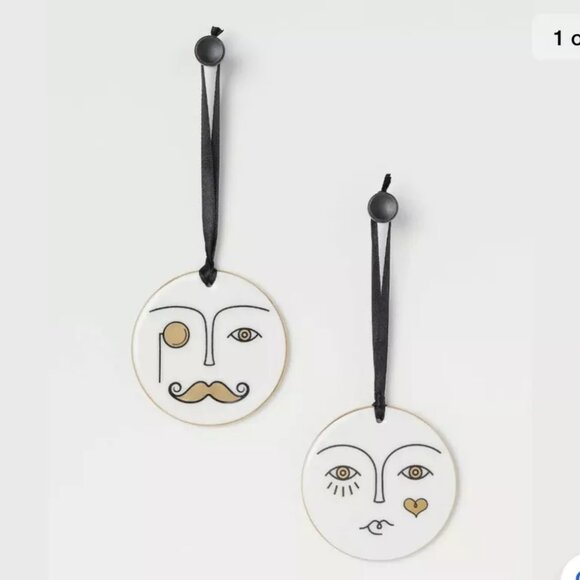 NEW JONATHAN ADLER H&M MR & MRS PORCELAIN 2 DECORATIONS ORNAMENTS HOLIDAY XMAS - Picture 2 of 4